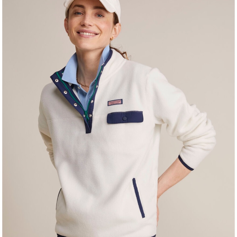 Vineyard Vines Harbor Fleece Quarter-Snap size small.